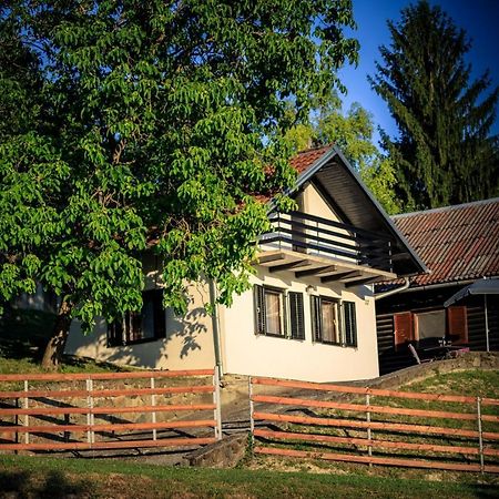 Kuca Za Odmor, Ferienhaus, Holiday Home Rugas Orahovica Экстерьер фото