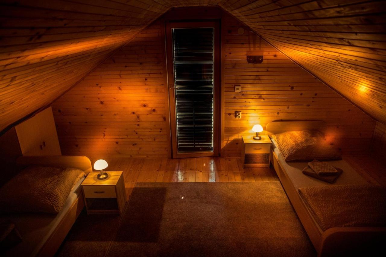 Kuca Za Odmor, Ferienhaus, Holiday Home Rugas Orahovica Экстерьер фото