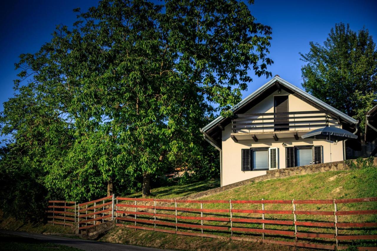 Kuca Za Odmor, Ferienhaus, Holiday Home Rugas Orahovica Экстерьер фото