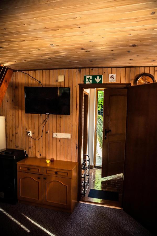 Kuca Za Odmor, Ferienhaus, Holiday Home Rugas Orahovica Экстерьер фото
